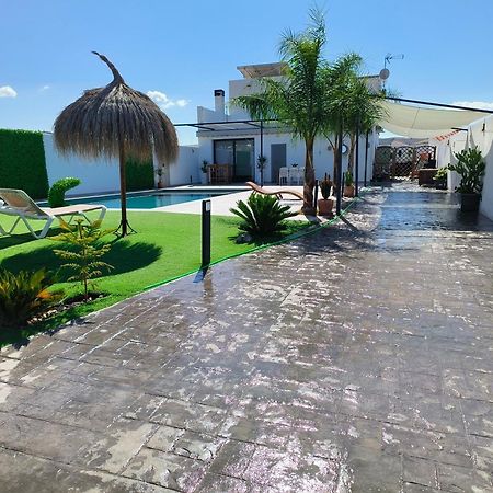 Chalet En Montellano Екстер'єр фото